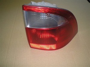 Obrázek produktu: Koncová lampa Saab 9-5 Combi P